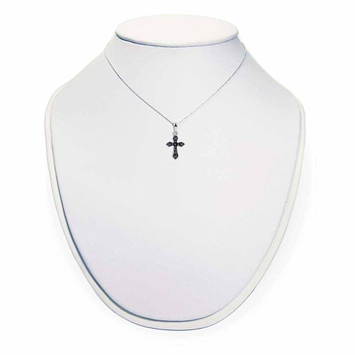 Kereszt medál fekete gyémántokkal, fehéraranyból