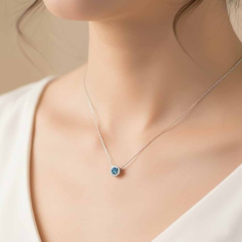 Briliáns kék gyémánt nyakék - Halo