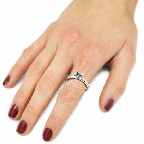 Eljegyzési gyűrű - SolitairEljegyzési gyűrű - Solitaire 3,8-4,2mm - kék gyémánte 3,8-4,2mm - fehérarany