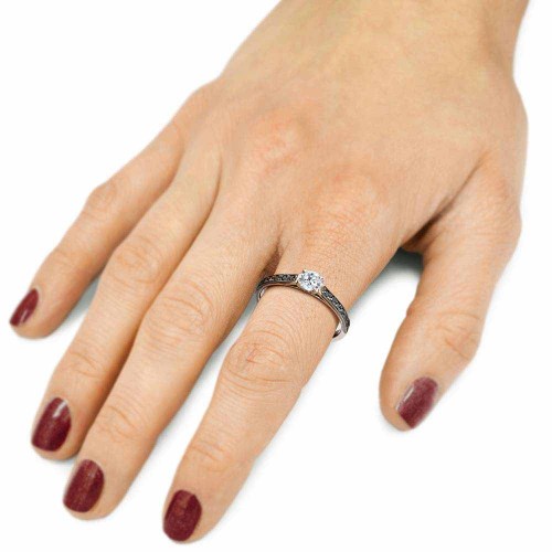 Briliáns eljegyzési gyűrű - 0,3ct fehér és fekete