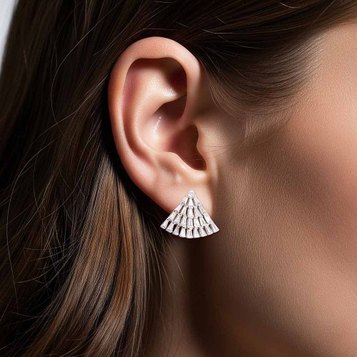 Gyémánt fülbevaló 18K - Piramide