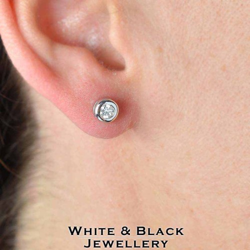 Buton gyémánt fülbevaló - 0,25-0,4ct - fehérarany