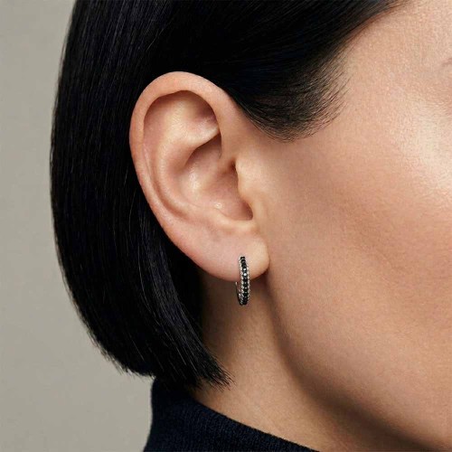 Fekete és fehér gyémánt karika fülbevaló