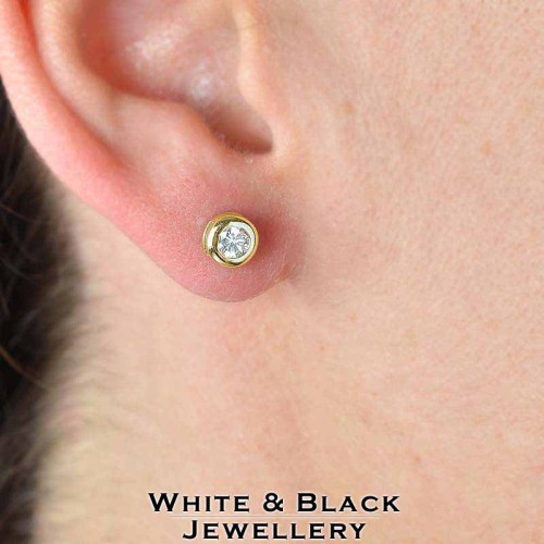 Buton gyémánt fülbevaló - 0,25-0,4ct - arany