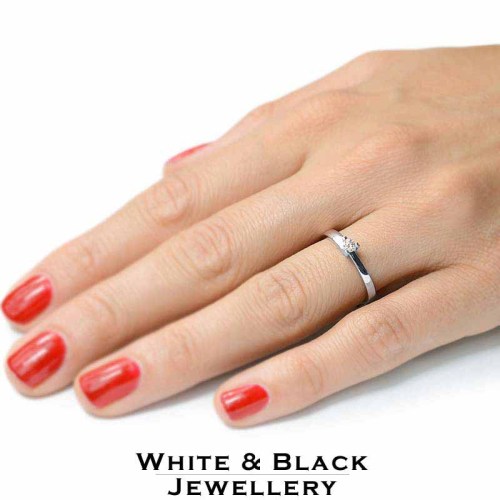 Eljegyzési gyűrű, három karmos - fehérarany